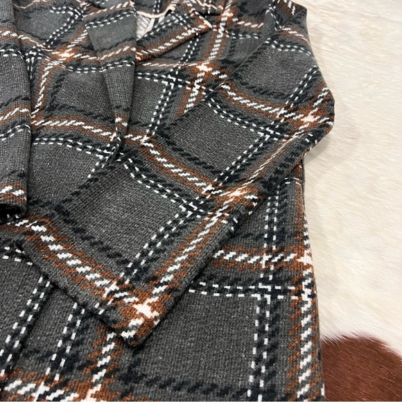 Pottery Pot • Plaid Wool Coat Blazer - Picture 5 of 8